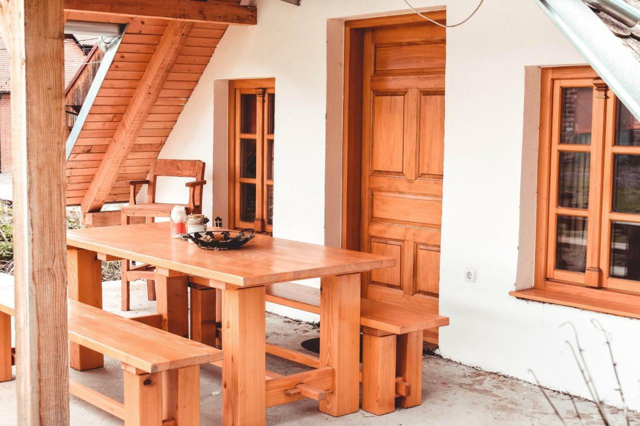 Sobe Na Vinskoj Cesti Zmajevac Appartement Buitenkant foto